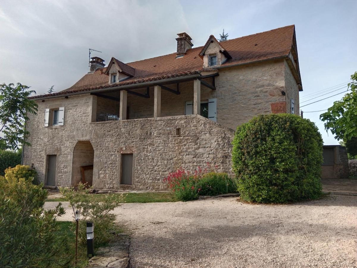 Gite Independant "Au Merle Chanteur" Laramiere Exterior photo